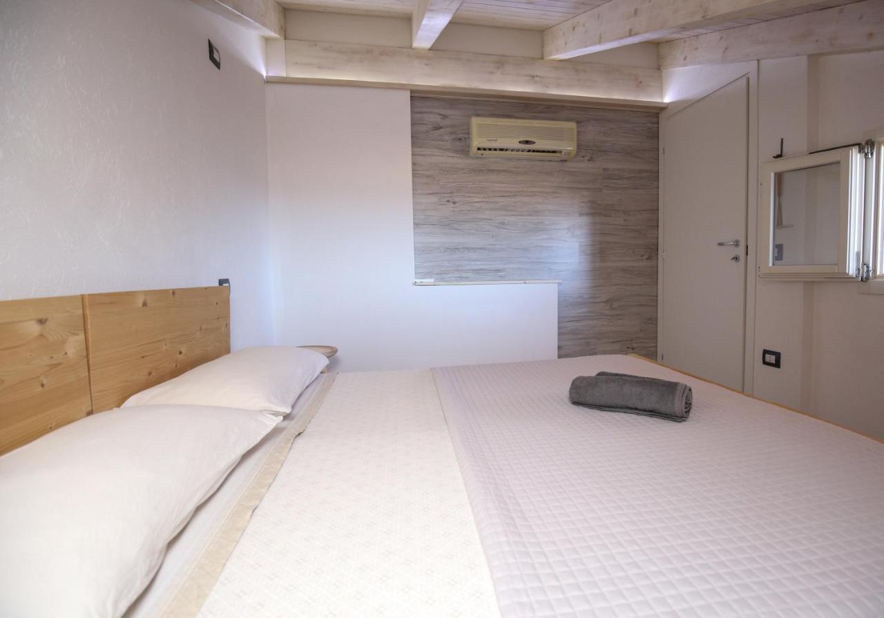 Mansarda Daila Villa Castelsardo Kültér fotó